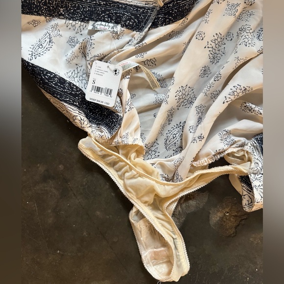 Free People 1 Thing Bodysuit - Picture 6 of 6